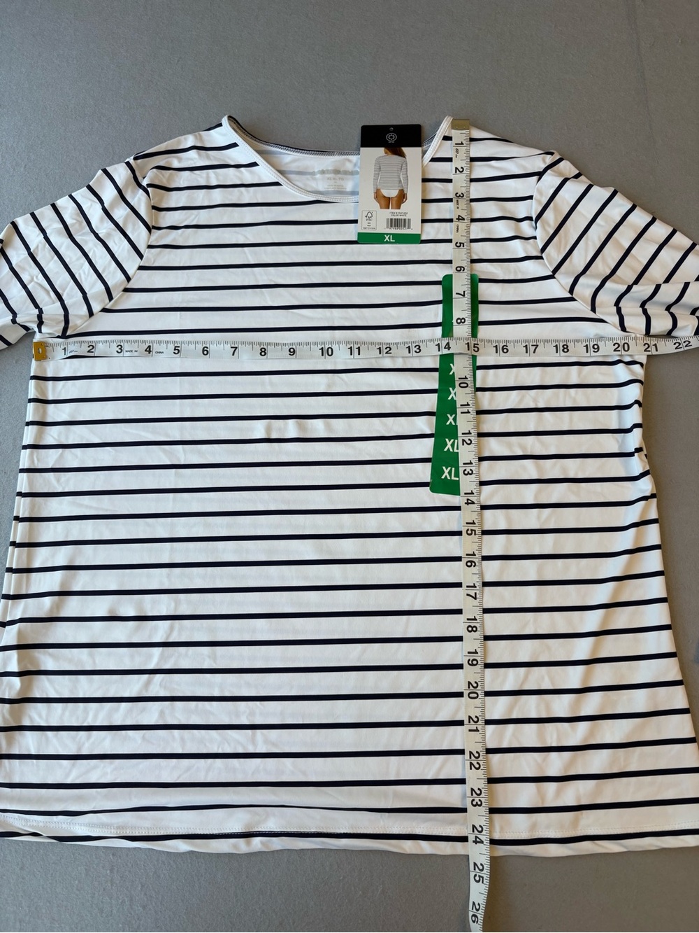 Lands' End Women’s White Navy Striped Long Sleeve Rashguard UPF 50 Sz XL NWOT - Picture 7 of 8
